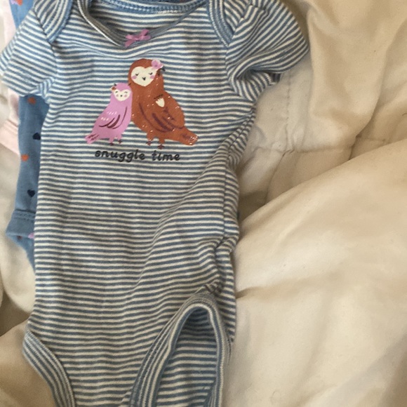 Newborn and preeme babygirl clothes - Picture 3 of 7